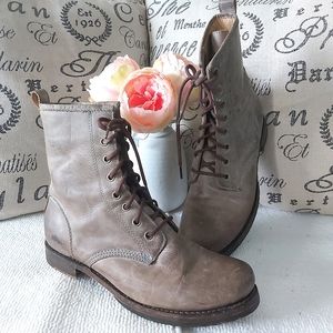 Frye combat leather boots tan